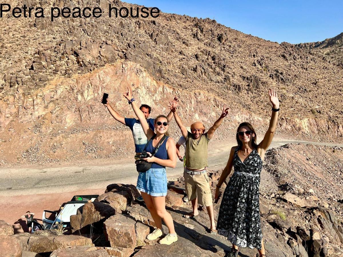 Petra Peace House Hotel Wadi Musa Exterior foto